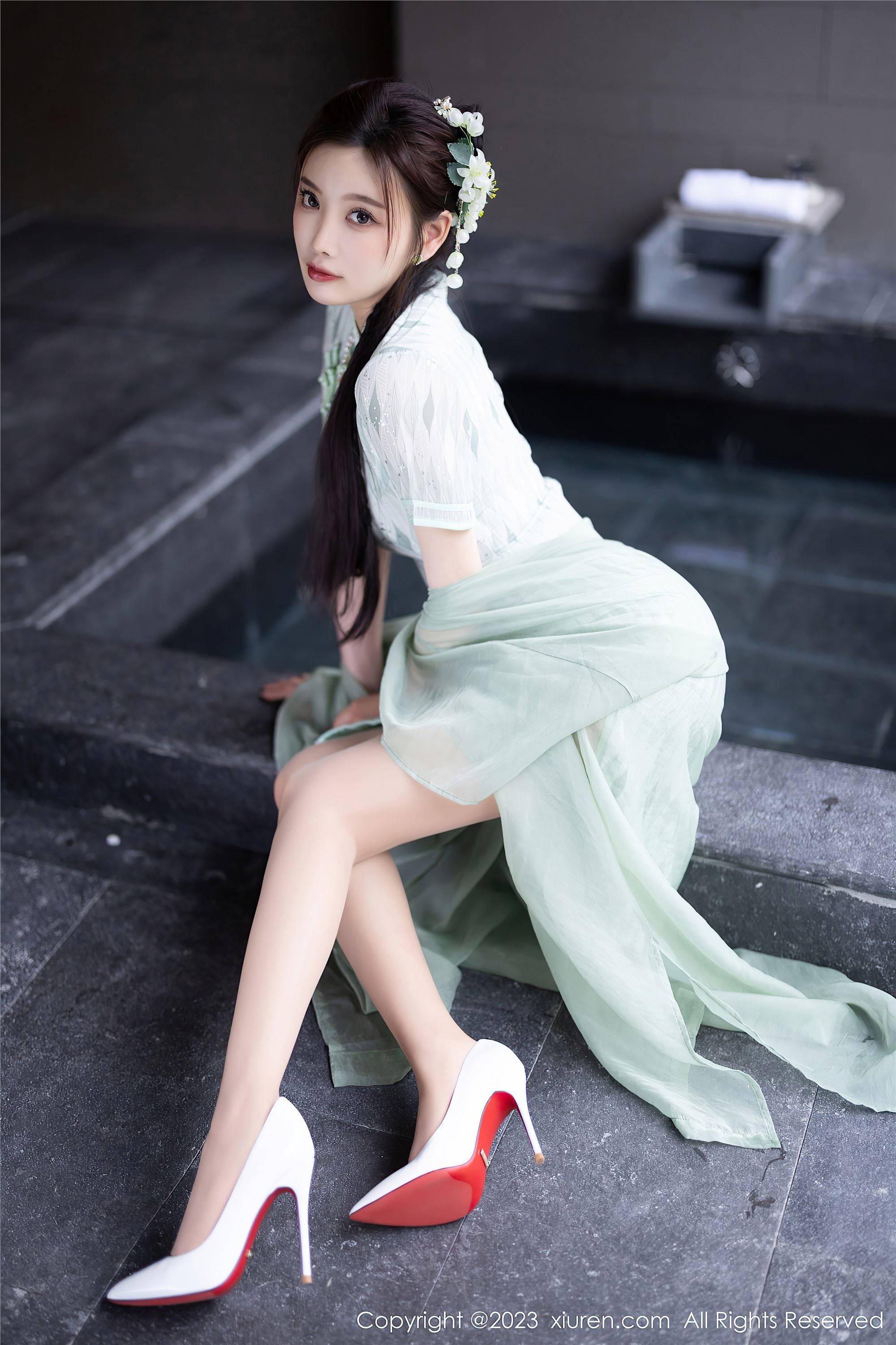 XiuRen秀人网  2023.06.27 NO.6983 杨晨晨Yome